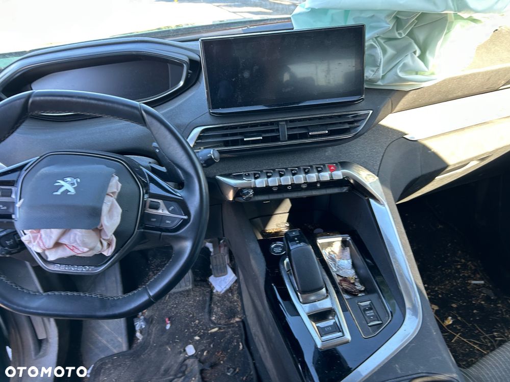Peugeot 3008 - 14