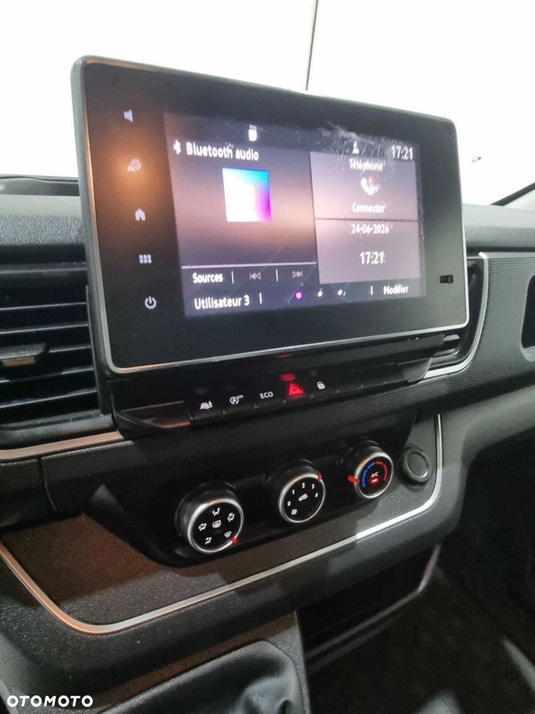 Renault Trafic - 21