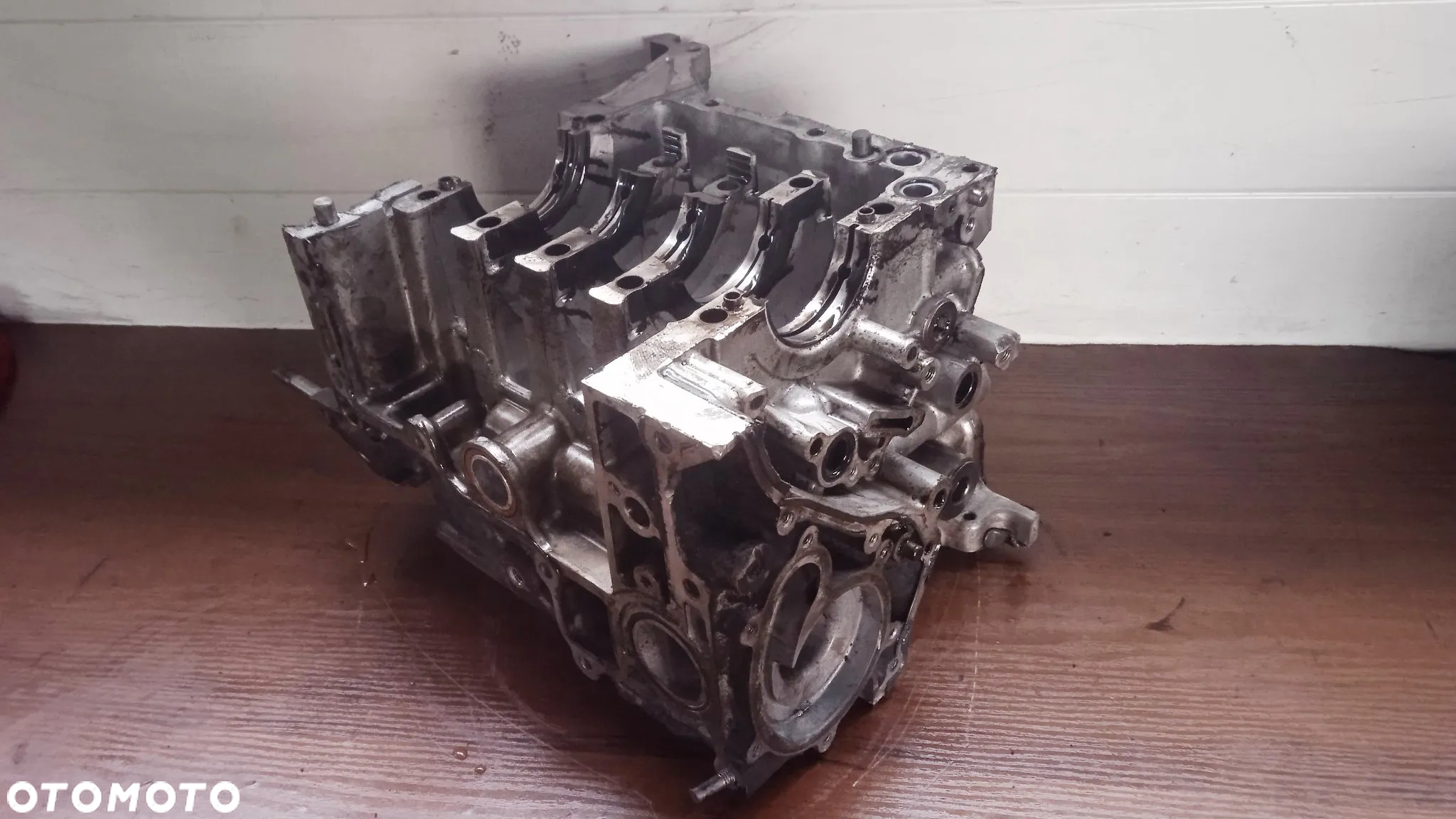 Blok silnika Subaru Forester III 2.0 D EE20ZKDYLB - 9