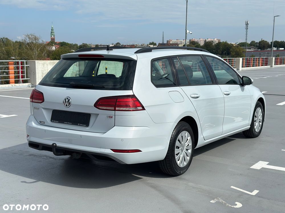 Volkswagen Golf Variant - 8