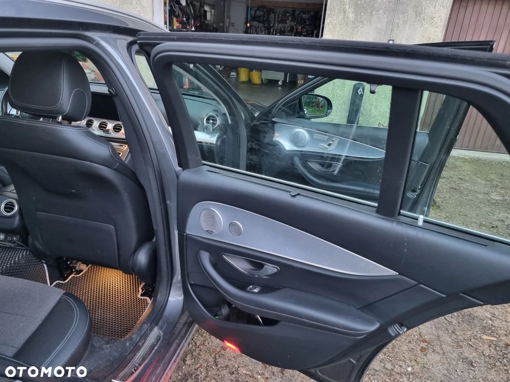 Mercedes-Benz Klasa E 220 d Business Edition 9G-TRONIC - 5
