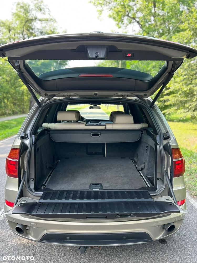 BMW X5 4.0d xDrive - 9