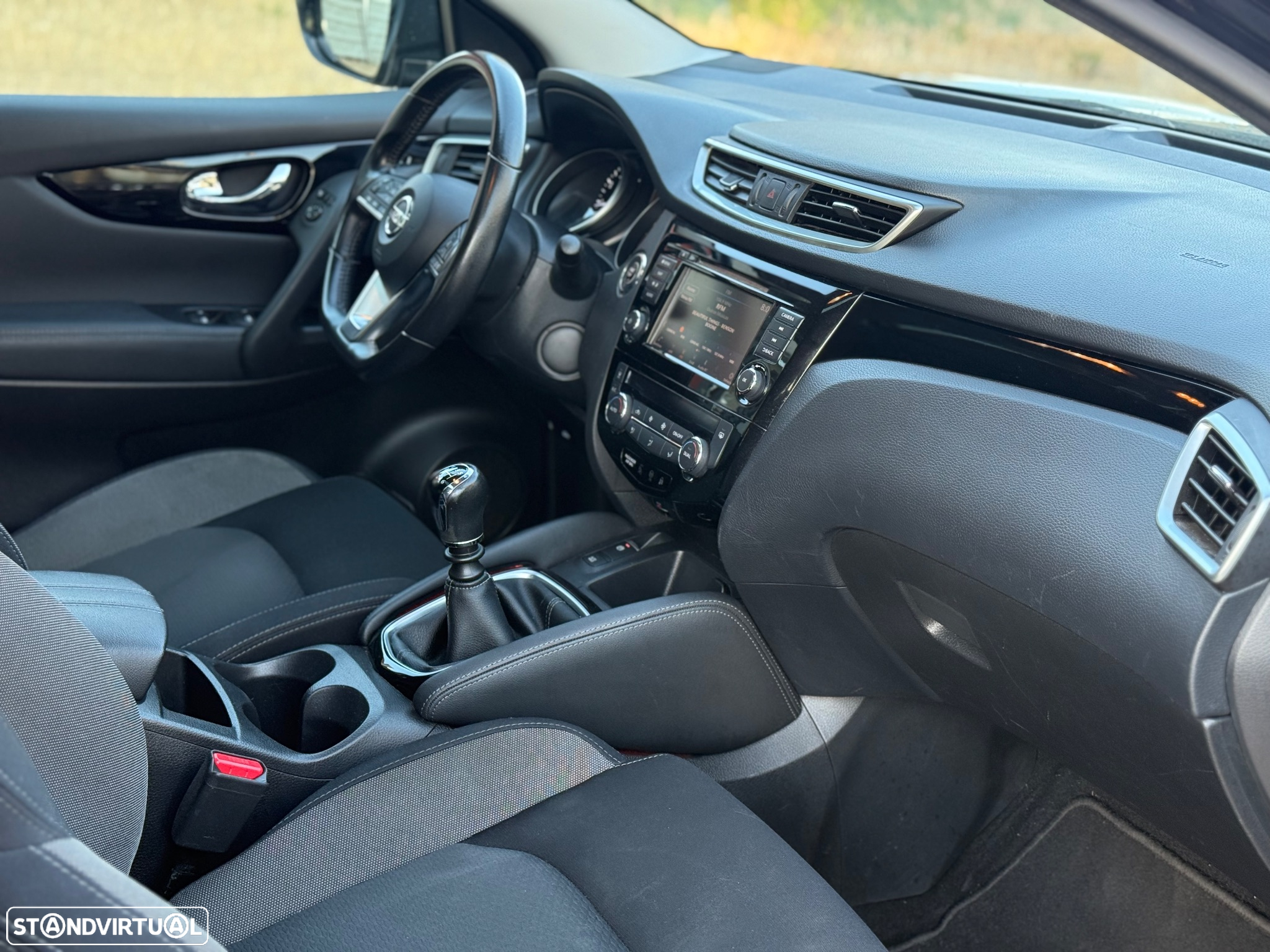 Nissan Qashqai 1.3 DIG-T N-Connecta J18 - 11
