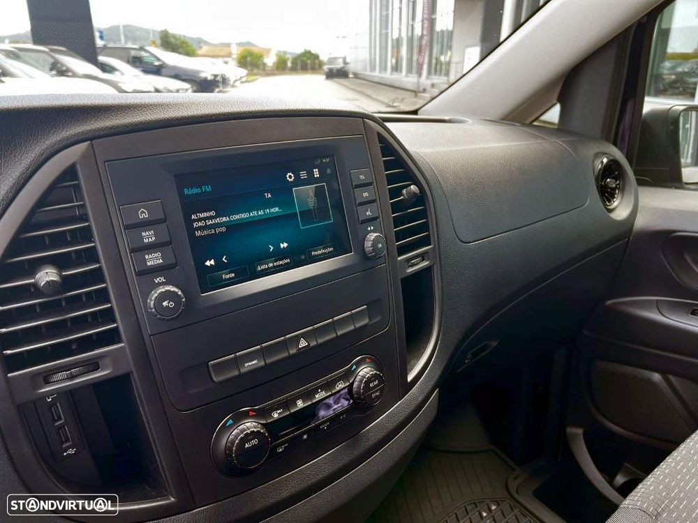 Mercedes-Benz eVito Tourer - 14