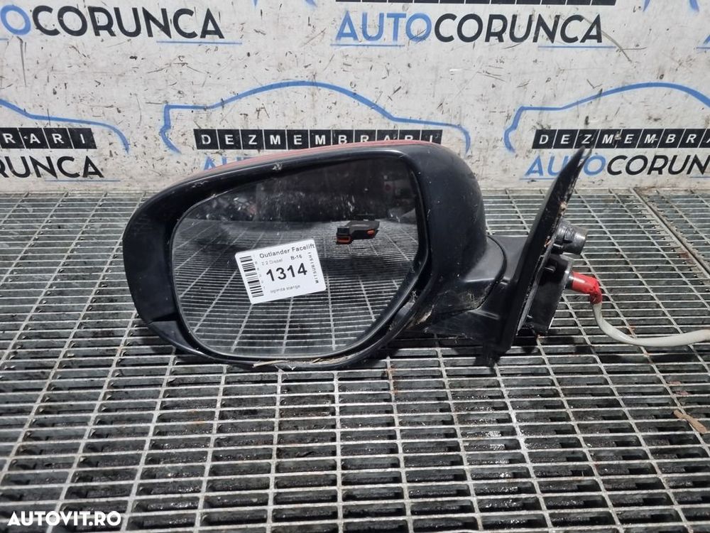 Oglinda stanga Mitsubishi Outlander Facelift 2009 - 2012 4 Usi Rosu 16j (1314) Rabatabile - 2