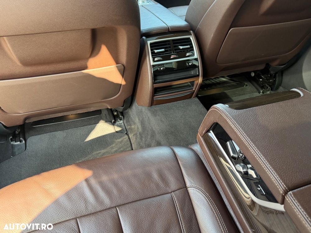 BMW Seria 7 730Ld - 11