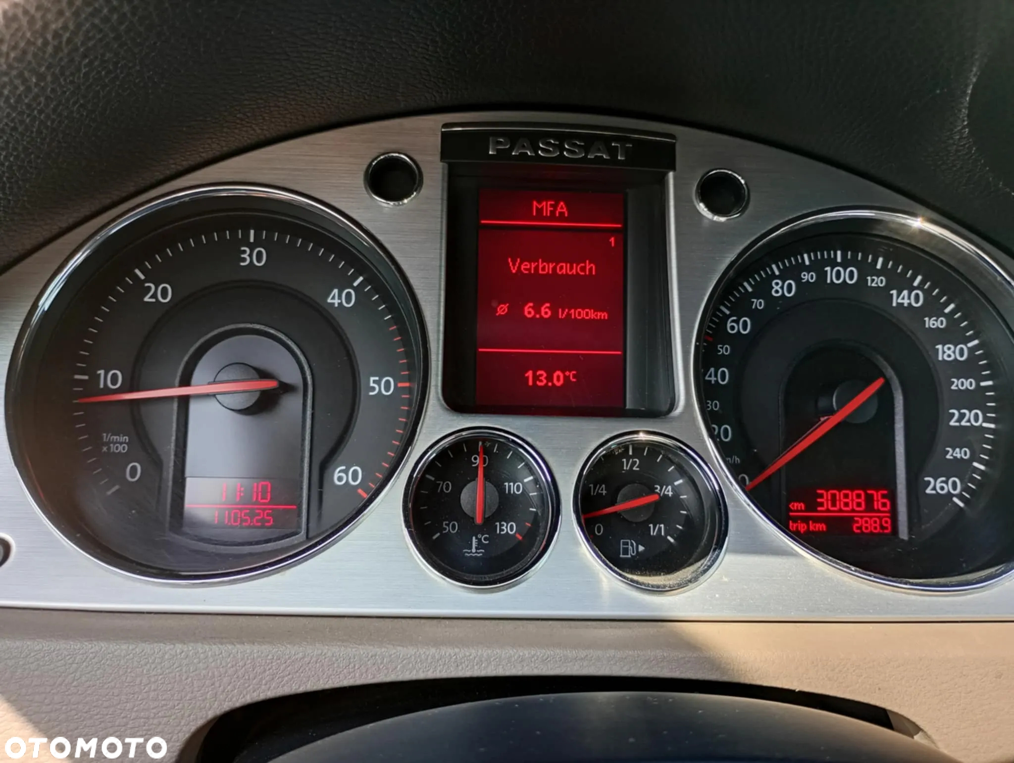 Volkswagen Passat 2.0 TDI Highline - 11