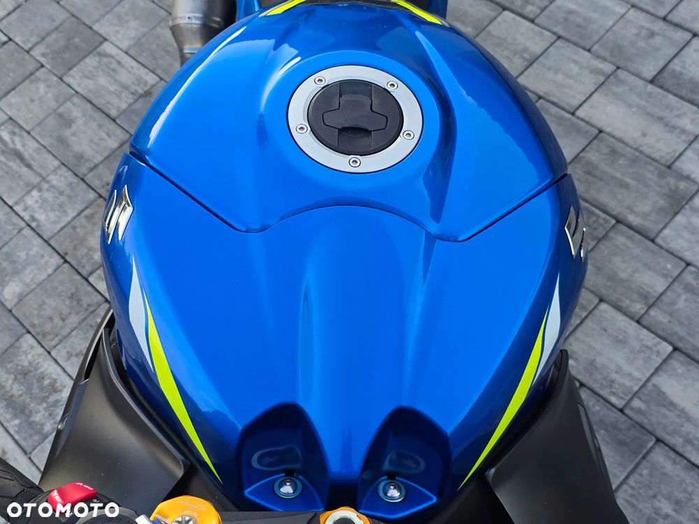 Suzuki GSX-R - 28
