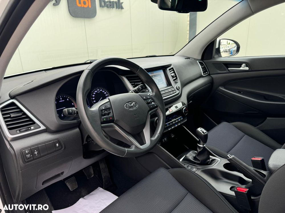 Hyundai Tucson blue 1.7 CRDi 2WD Style - 10