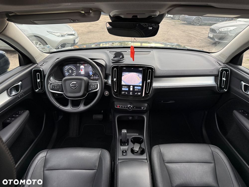 Volvo XC 40 T5 AWD R-Design - 17