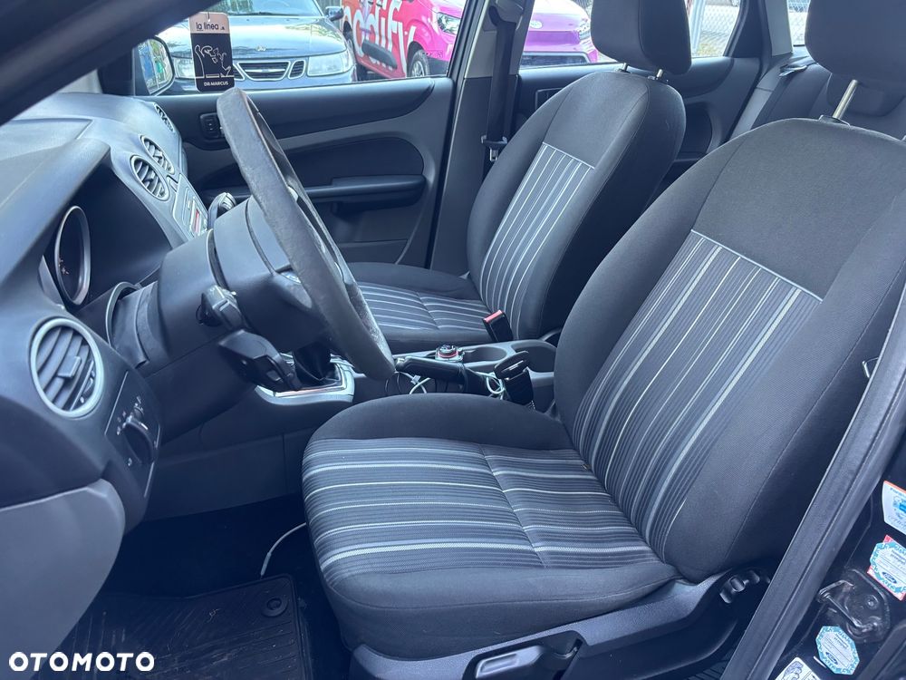 Ford Focus 1.6 Trend - 8