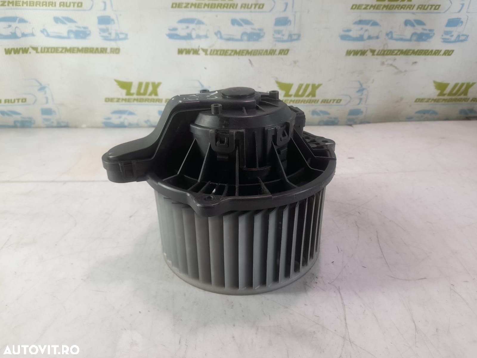 Motoras aeroterma f00s330054 Hyundai i30 FD [facelift] [2010 - 2012] - 1