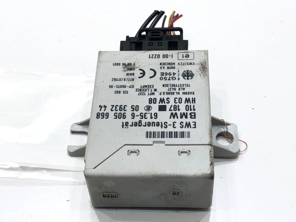 MODUŁ EWS - 68.00 PLN - BMW 5 Touring (E39) 1996 - 2004 530 d 135 kW [184 KM] olej napędowy 1998 - - 1