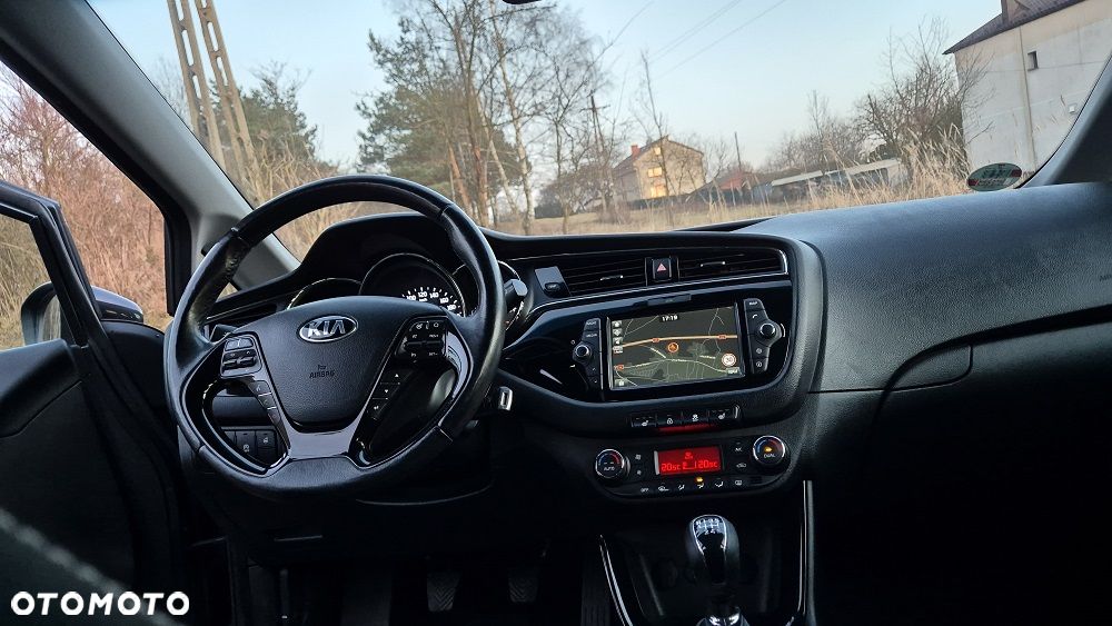 Kia Ceed 1.6 GDI ISG Spirit - 7
