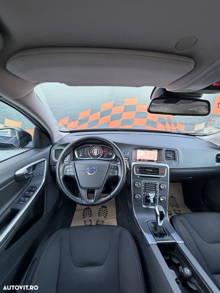 Volvo S60 D2 Linje Svart - 7