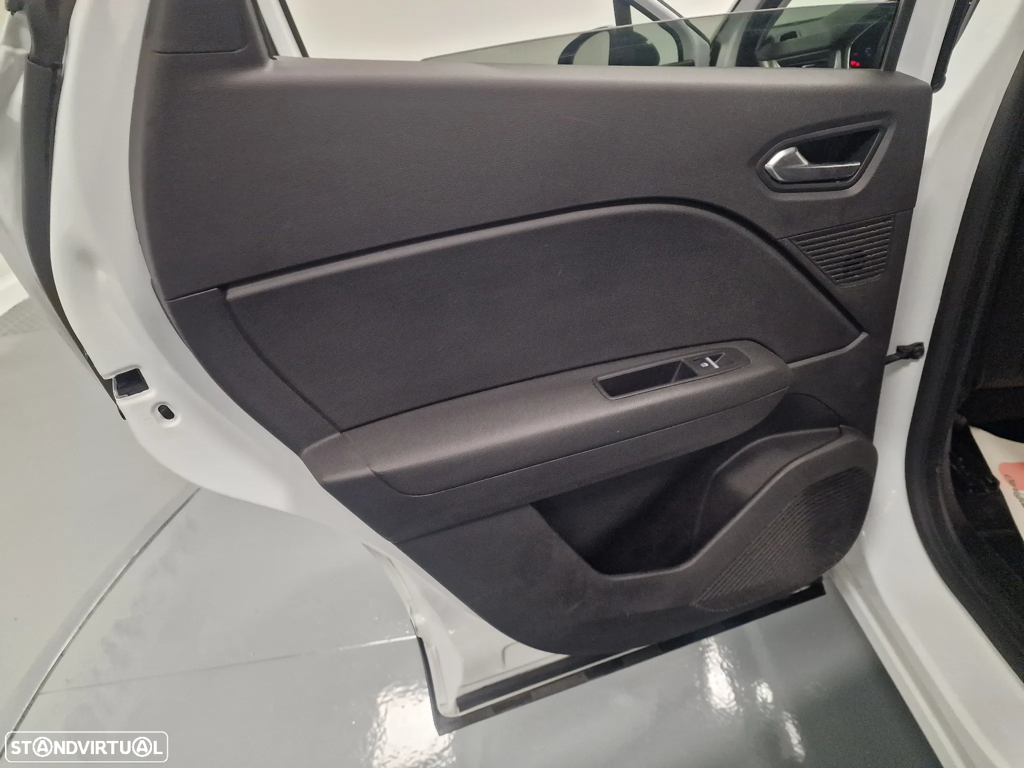 Renault Captur 1.5 dCi Exclusive - 32