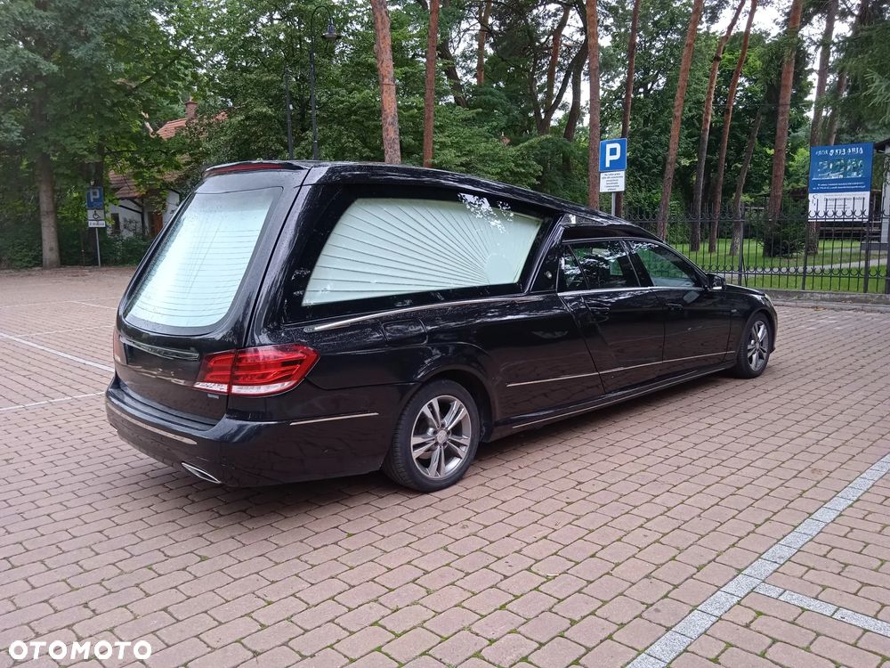 Mercedes-Benz Klasa E - 6