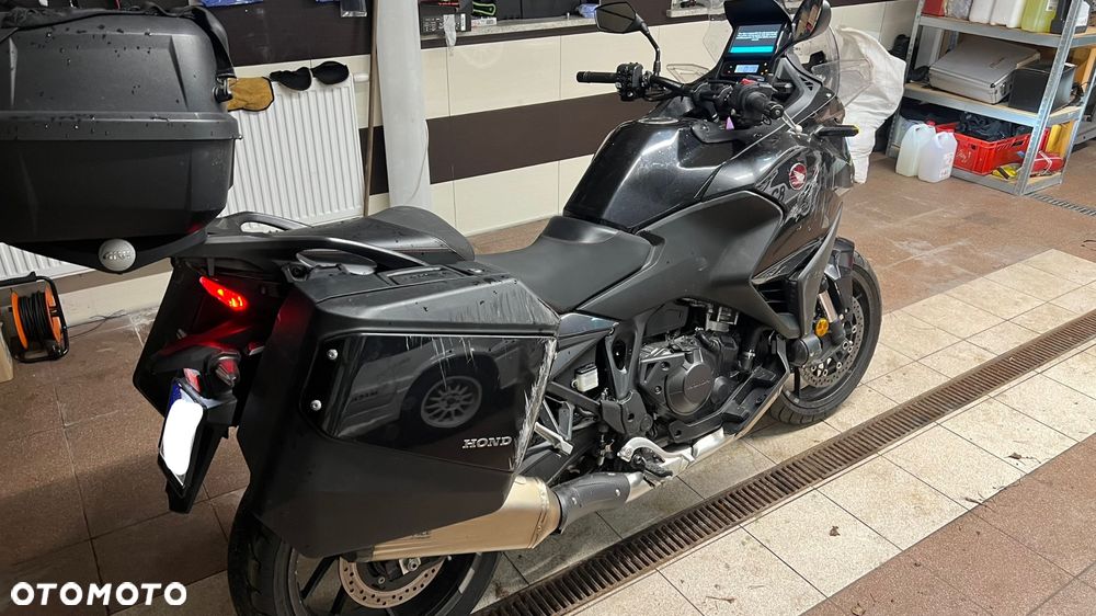 Honda NT - 7