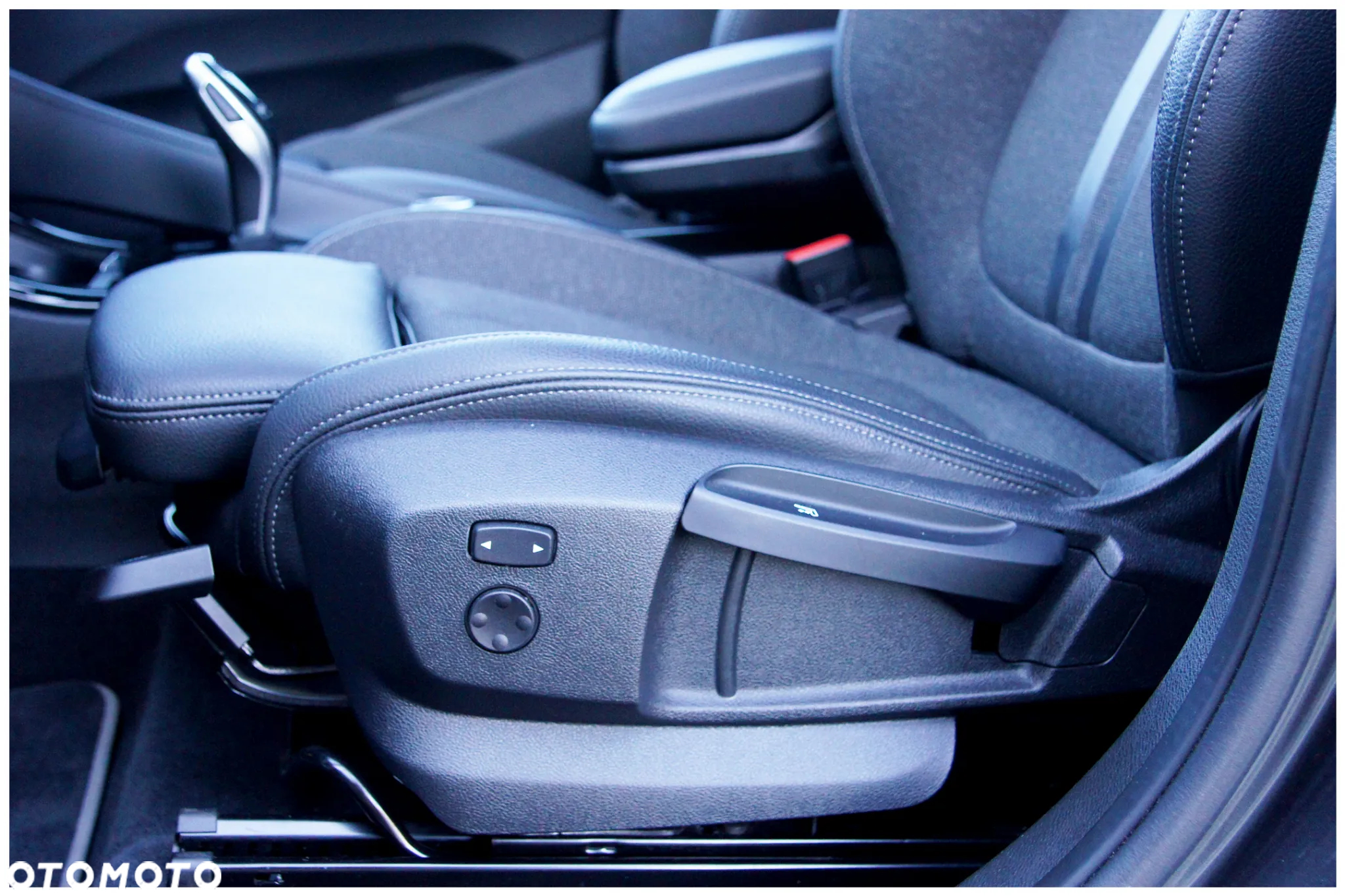 BMW X1 sDrive20i Sport Line - 28
