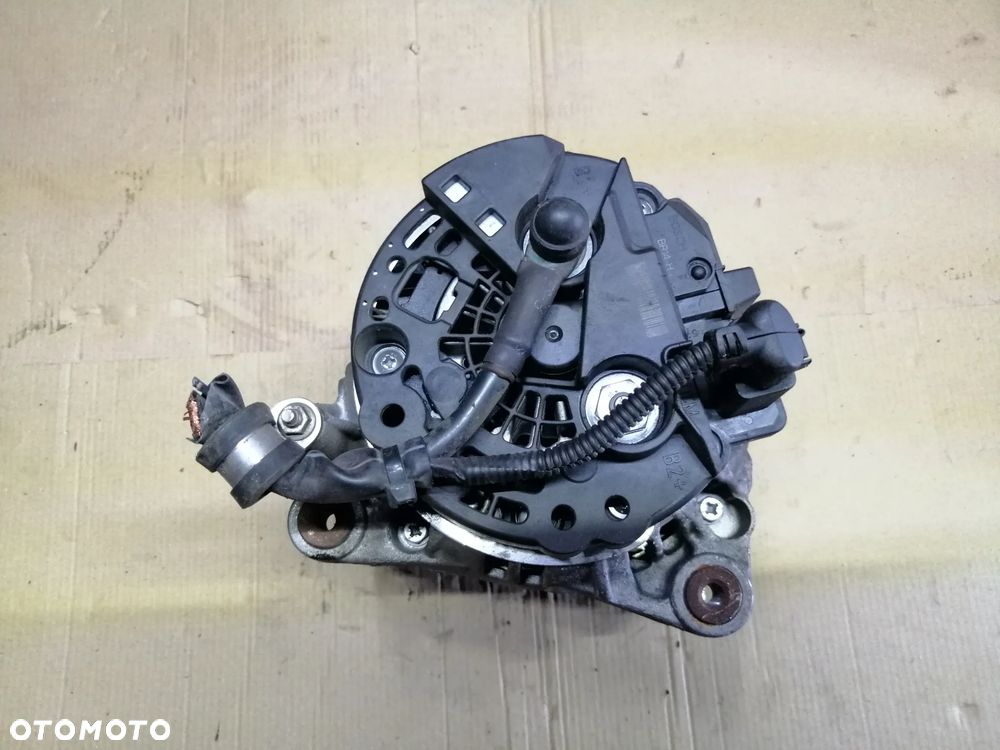 Volkswagen Jetta V 2.0 TDi alternator Bosch 140A 0124525525 - 6