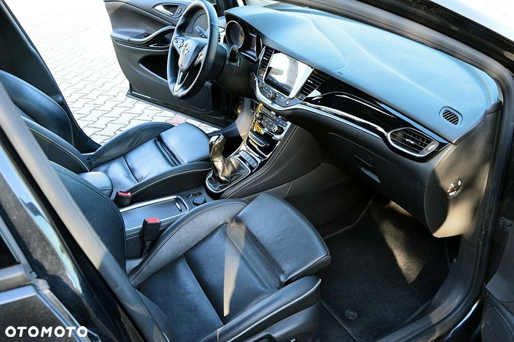 Opel Astra 1.6 Turbo Start/Stop Innovation - 33