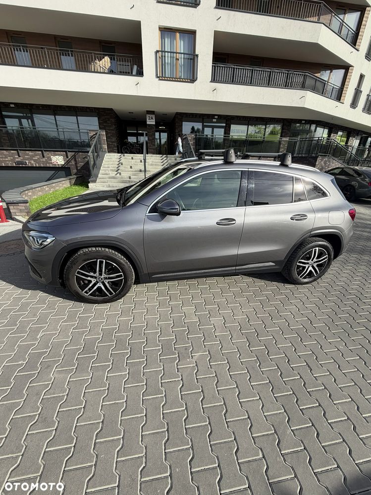 Mercedes-Benz GLA - 3