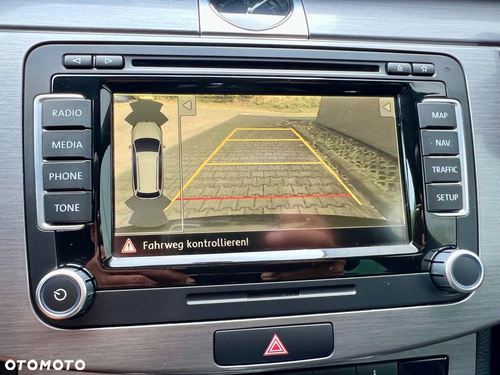 Volkswagen Passat 2.0 TDI 4Mot Highline DSG - 15
