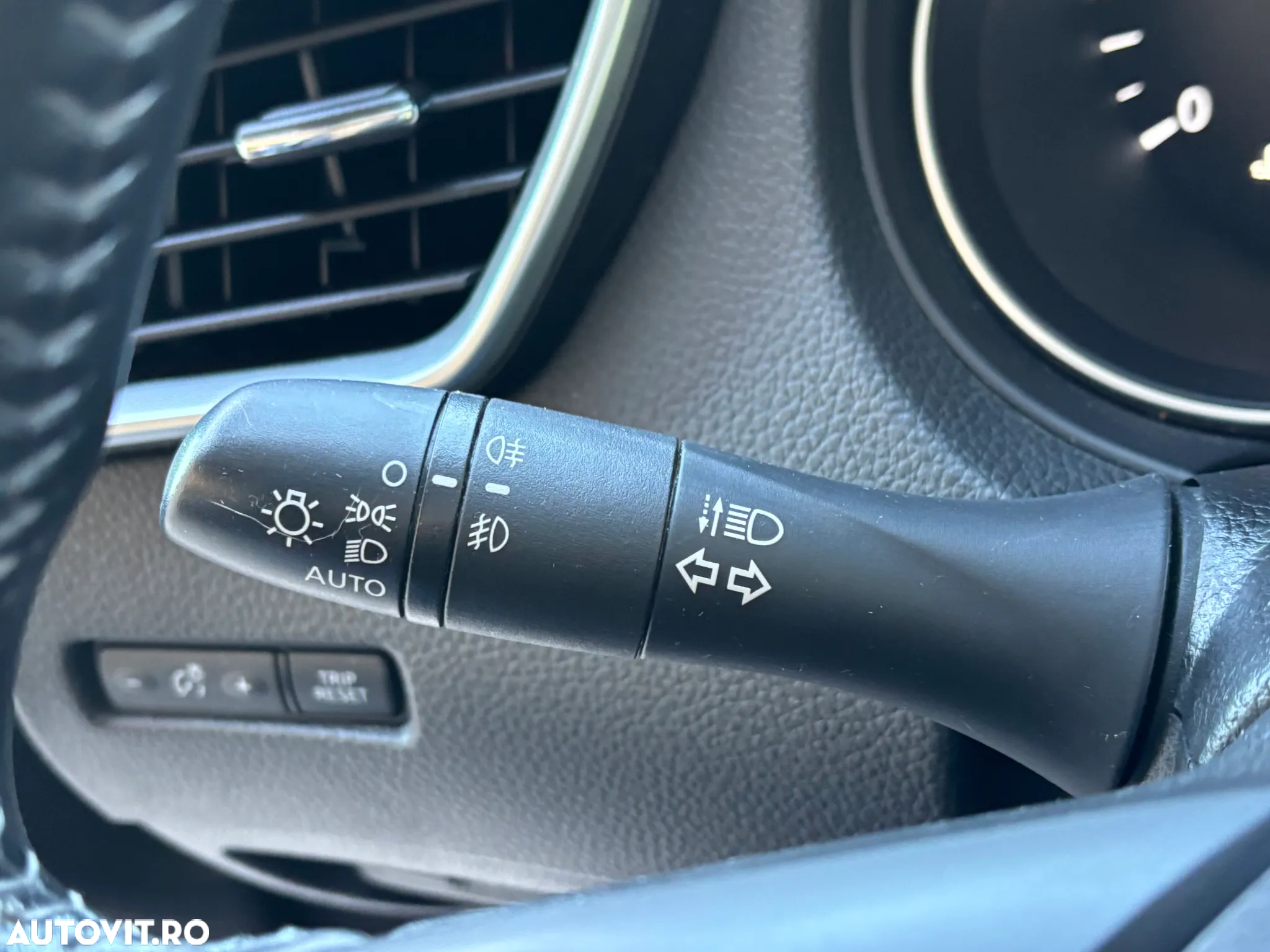 Nissan Qashqai 1.5 DCI N-CONNECTA - 24