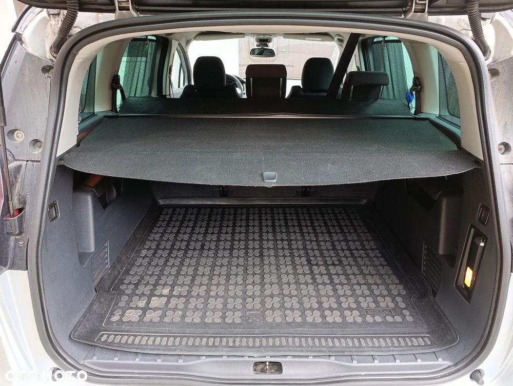 Peugeot 5008 2.0 HDi Active - 9