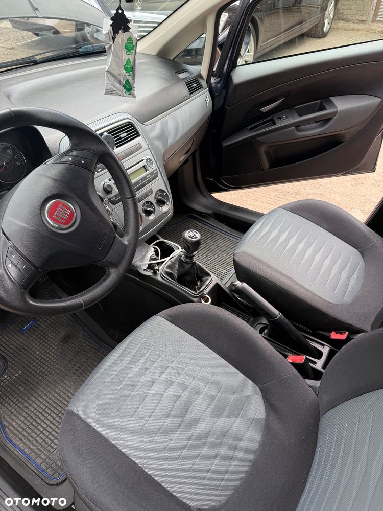 Fiat Punto 1.2 8V - 12