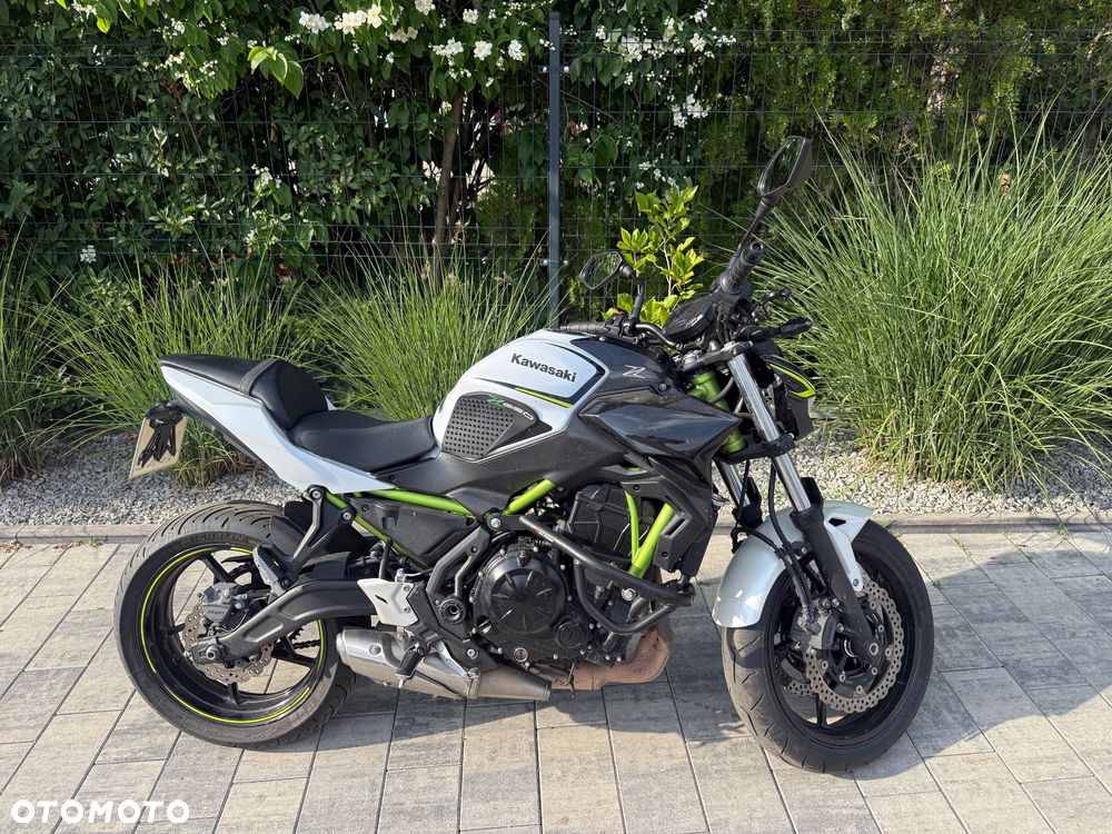 Kawasaki ER - 15