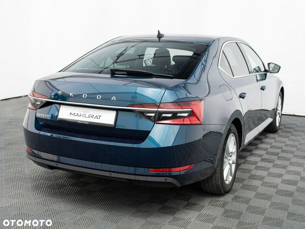Skoda Superb 2.0 TDI Ambition DSG - 6