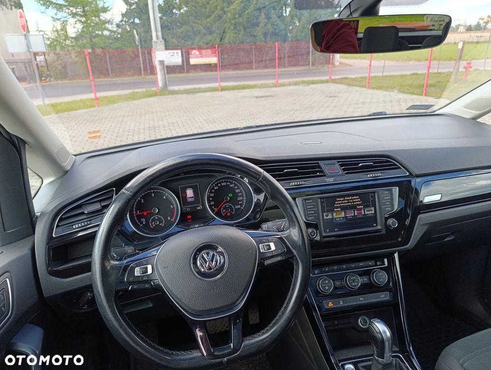 Volkswagen Touran 2.0 TDI BMT Comfortline DSG - 27