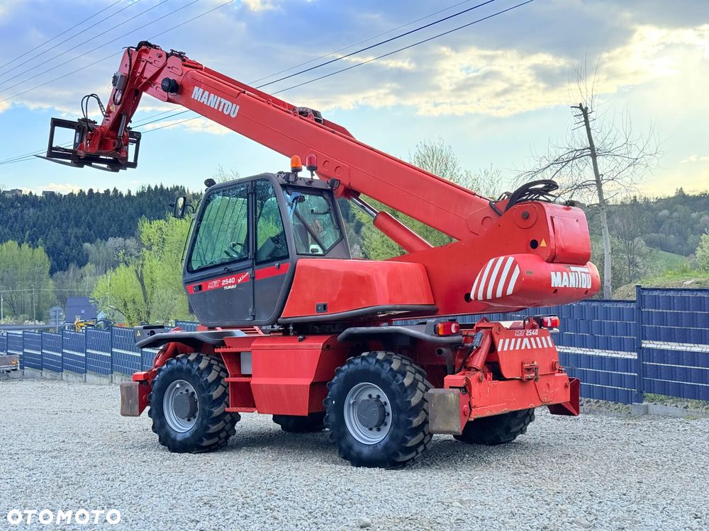 Manitou * Ładowarka Teleskopowa * Manitou MRT 2540 * Obrotowa * 25m * 4 Tony * Sterowanie z Pilota * UDT * - 11