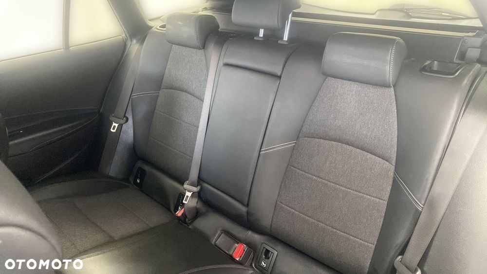 Toyota Corolla 1.8 Hybrid Style - 13