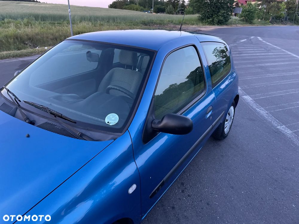 Renault Clio 1.2 16V Arctica - 17