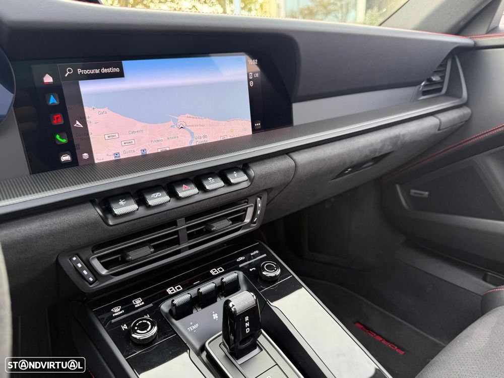 Porsche 911 (992) Carrera 4 GTS PDK - 29