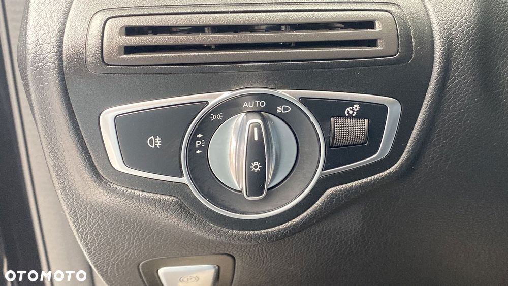 Mercedes-Benz GLC 300 4-Matic - 27