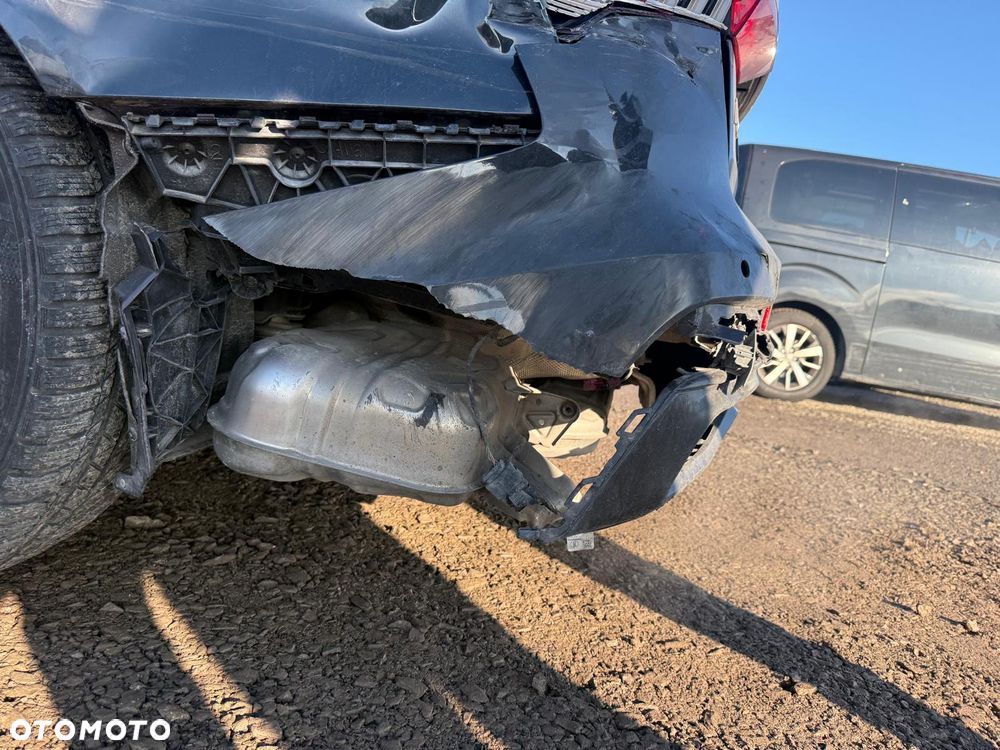 Audi A6 Avant 40 TDI S tronic S line - 19