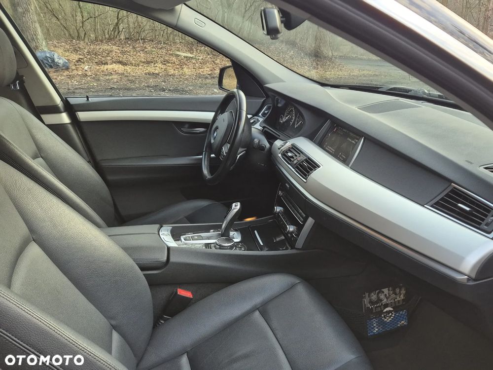 BMW Seria 5 520d - 5