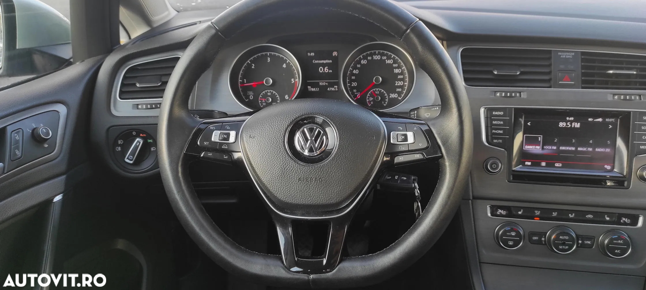 Volkswagen Golf 1.6 TDI DPF BMT Comfortline - 23