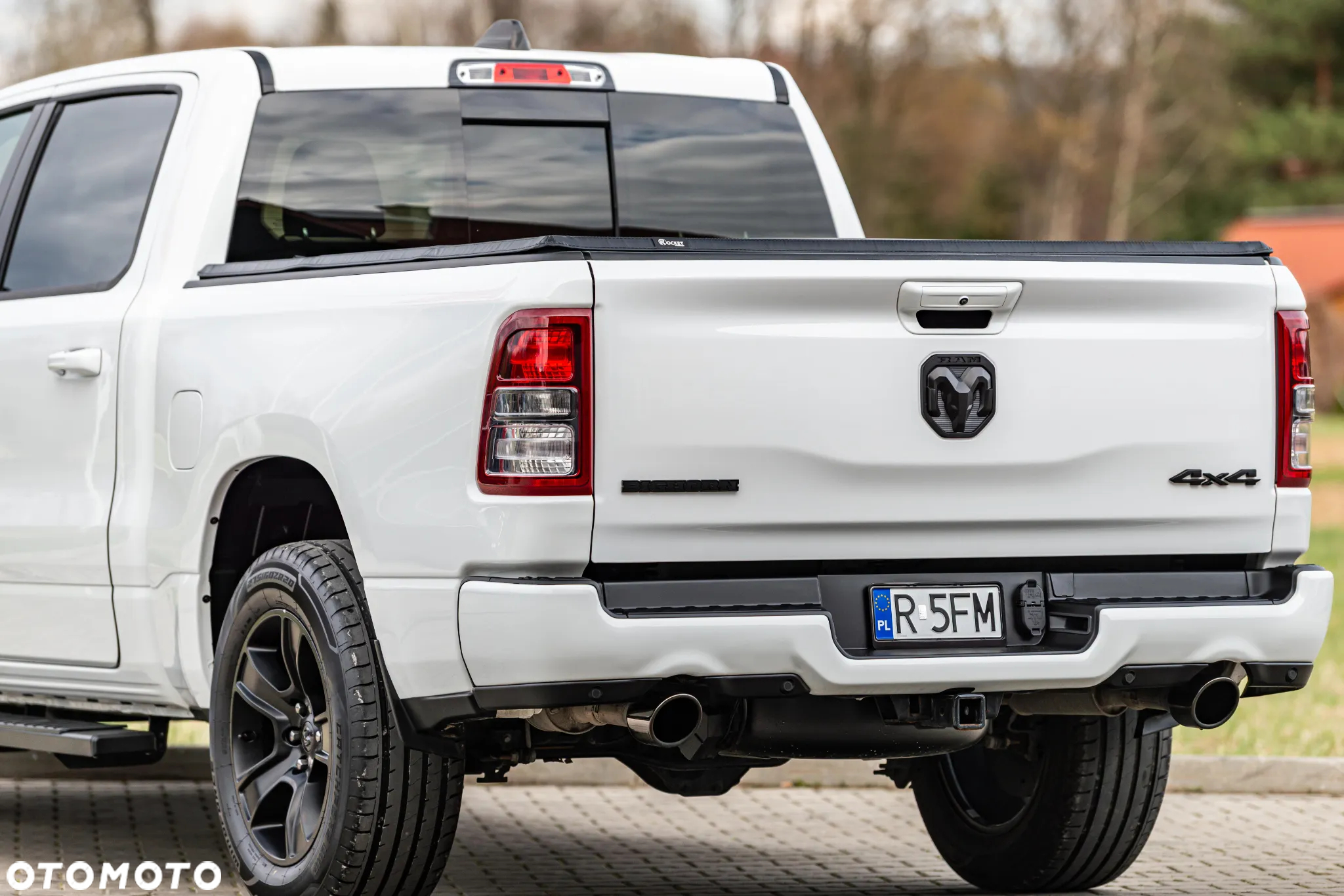 Dodge RAM 1500 5.7 4x4 - 6