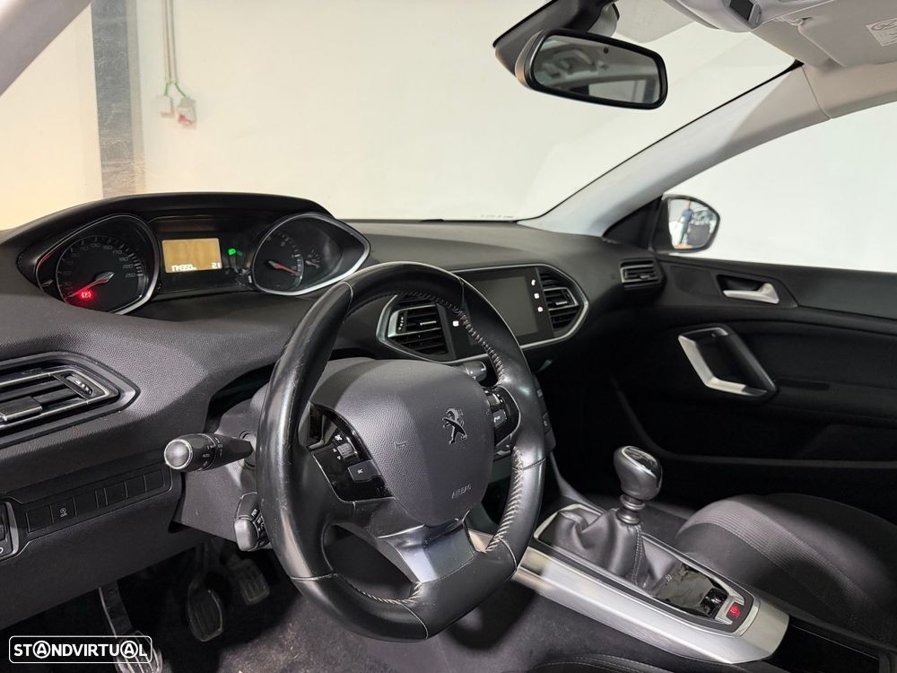 Peugeot 308 SW 1.5 BlueHDi Allure Pack - 14