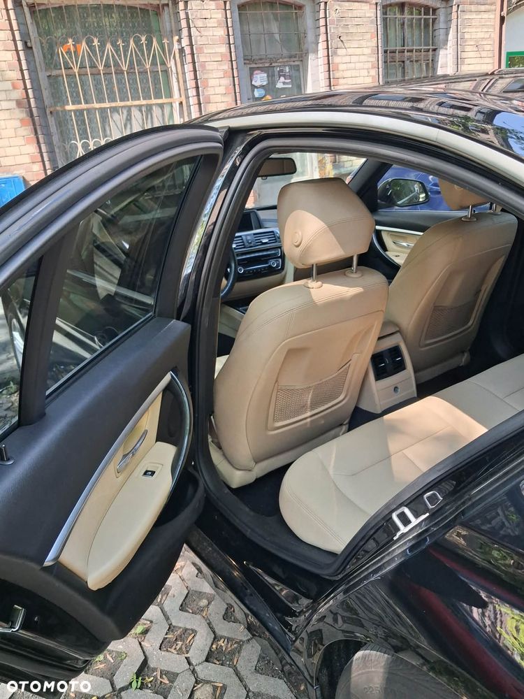 BMW Seria 3 330i Edition Luxury Line Purity - 4