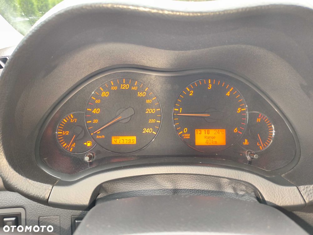 Toyota Avensis - 7