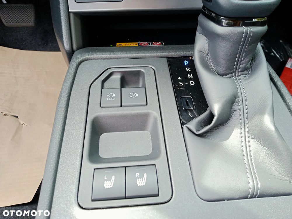Toyota Hilux 2.8 D-4D mHEV Double Cab Executive 4x4 - 15