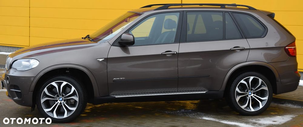 BMW X5 xDrive50i Edition Exclusive - 7