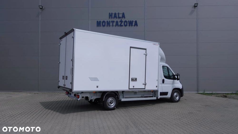 Toyota Proace Max Kontener - 4