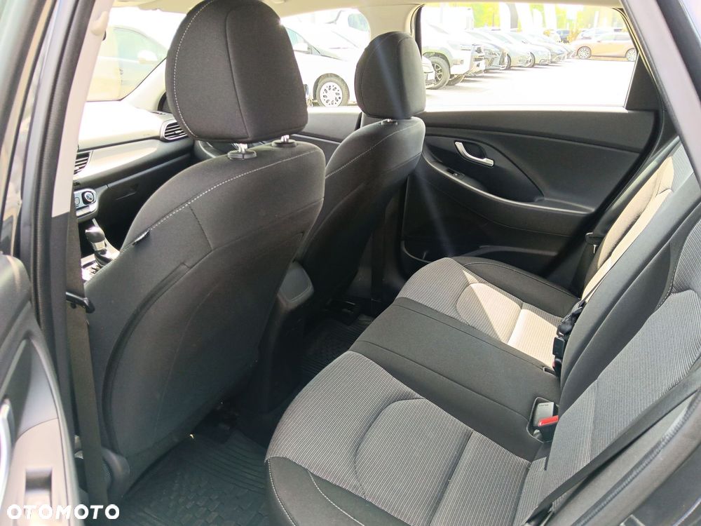 Hyundai i30 1.0 T-GDI Classic + DCT - 14