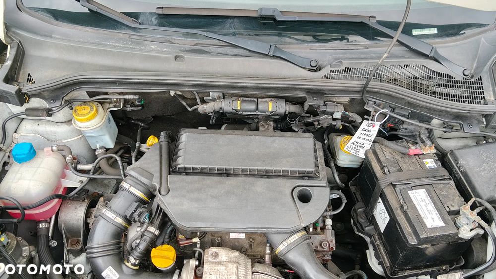 Opel COMBO - 38